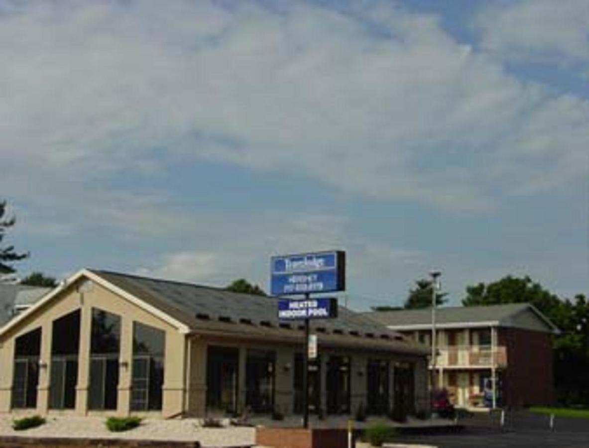 Travelodge By Wyndham הרשי מראה חיצוני תמונה