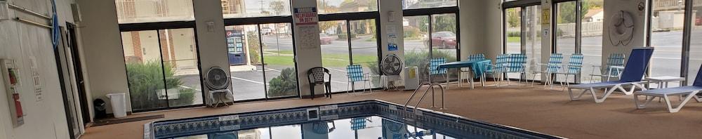 Travelodge By Wyndham הרשי מראה חיצוני תמונה