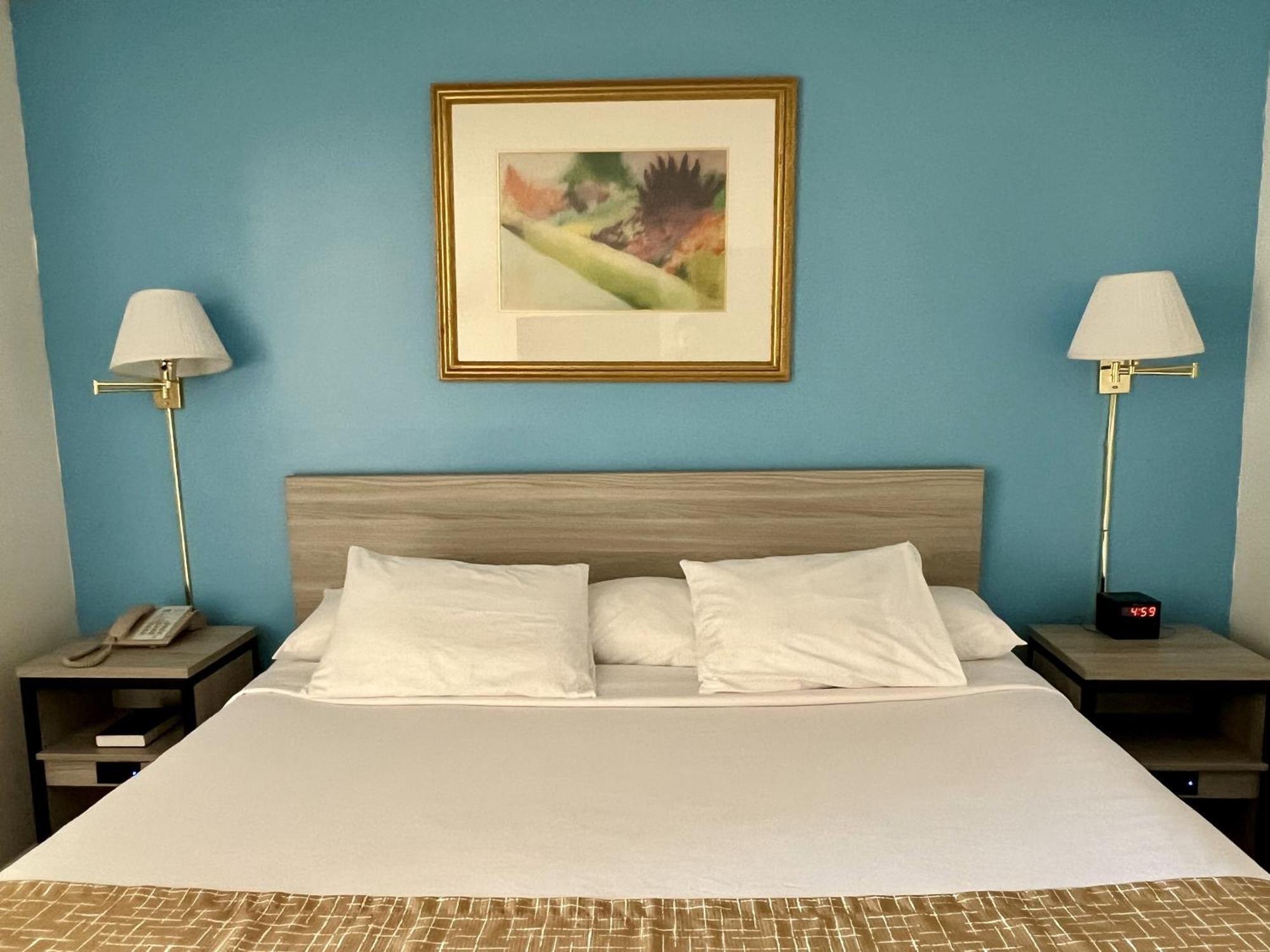 Travelodge By Wyndham הרשי מראה חיצוני תמונה
