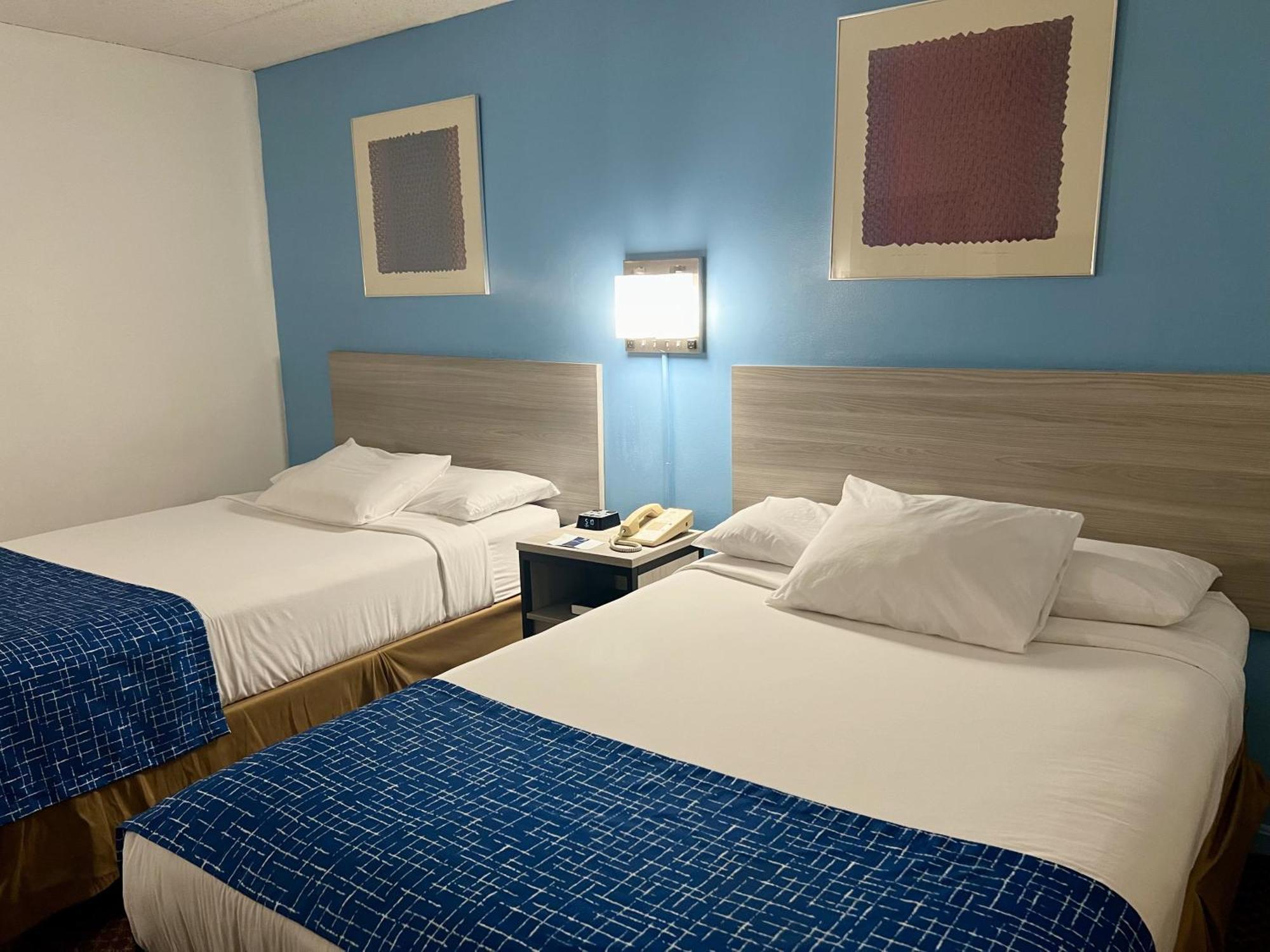 Travelodge By Wyndham הרשי מראה חיצוני תמונה