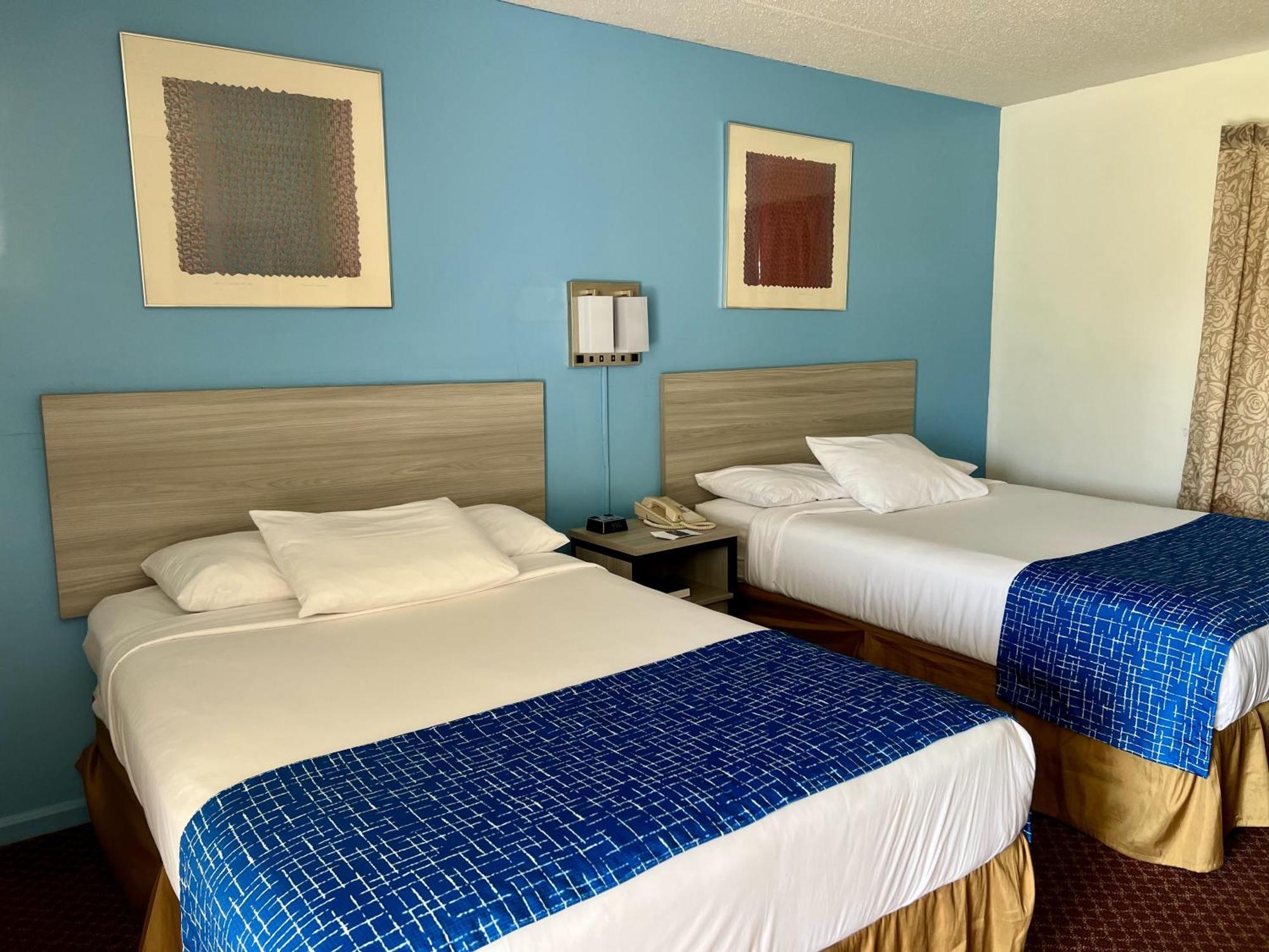 Travelodge By Wyndham הרשי מראה חיצוני תמונה